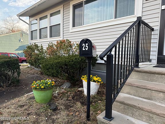 4th image of 25 Adelphi Road