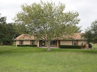 2581 Mari Gail Rd, Beeville, TX 78102