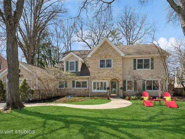 630 Juniper Rd, Glenview, IL 60025