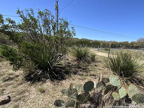 3rd image of 269 County Road 267