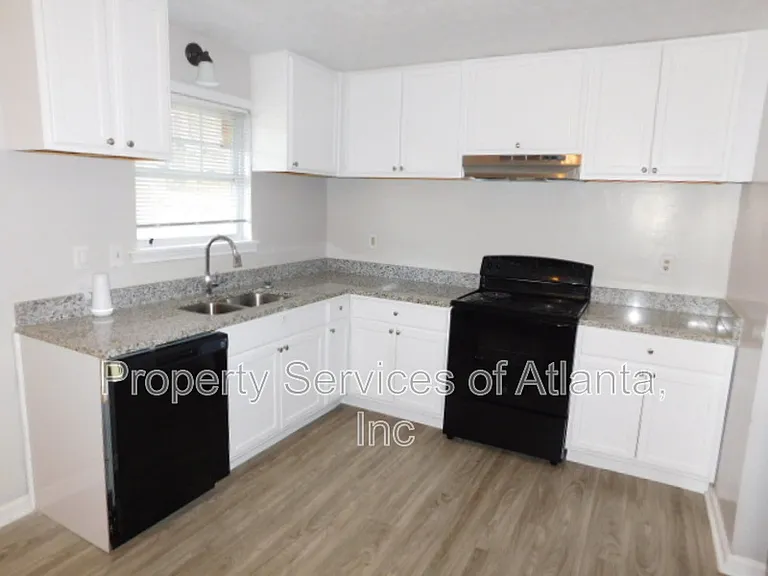 3772 Rolling Pl — Photo 10