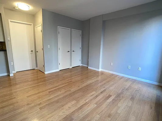 Rented by Tourma Realty LLC | media 22