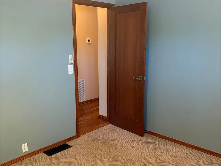70 Moore Dr — Photo 19