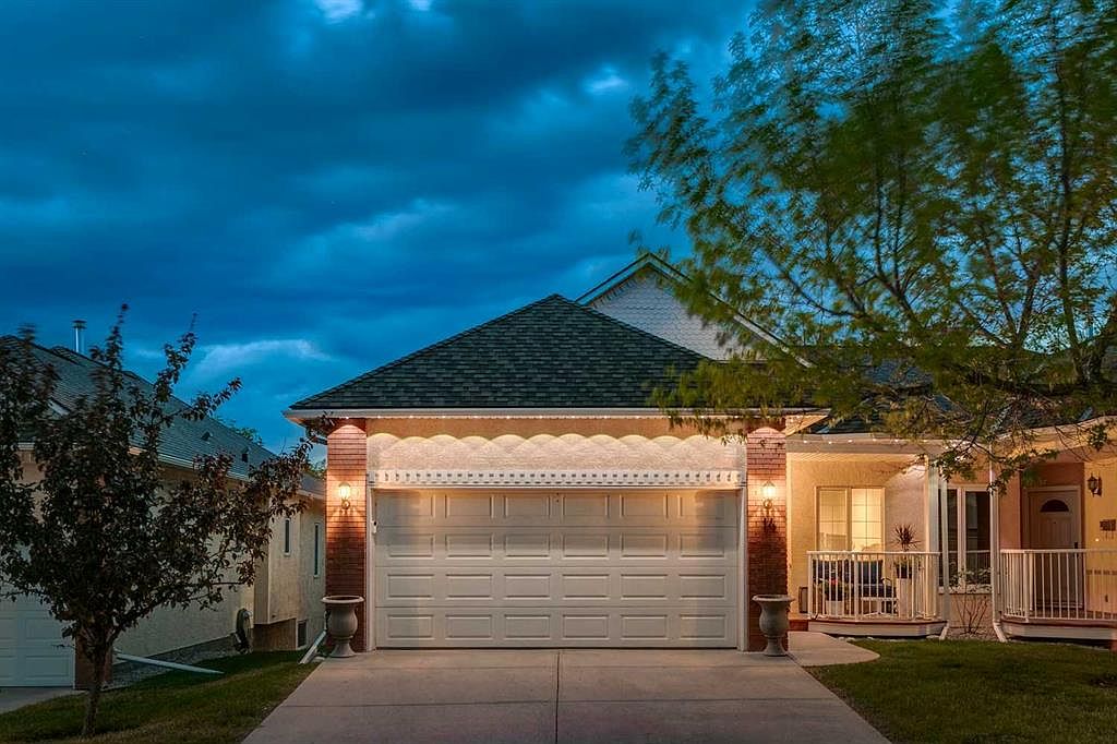 14 S Prominence Vw SW, Calgary, AB T3H 3M8 MLS A2152427 Zillow