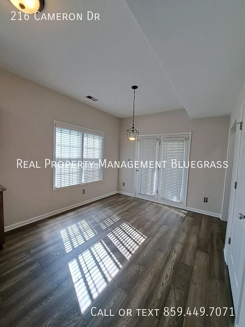 Spacious 3-Bedroom Home with Large Fenced Backyard in Nicholasville — Photo 4