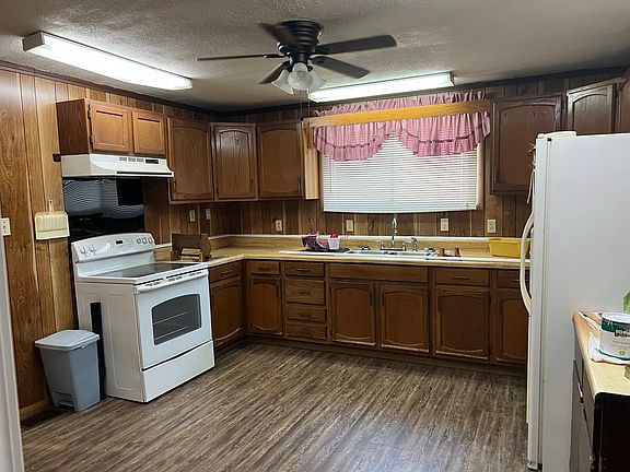 4th image of 207 Dameron Ave