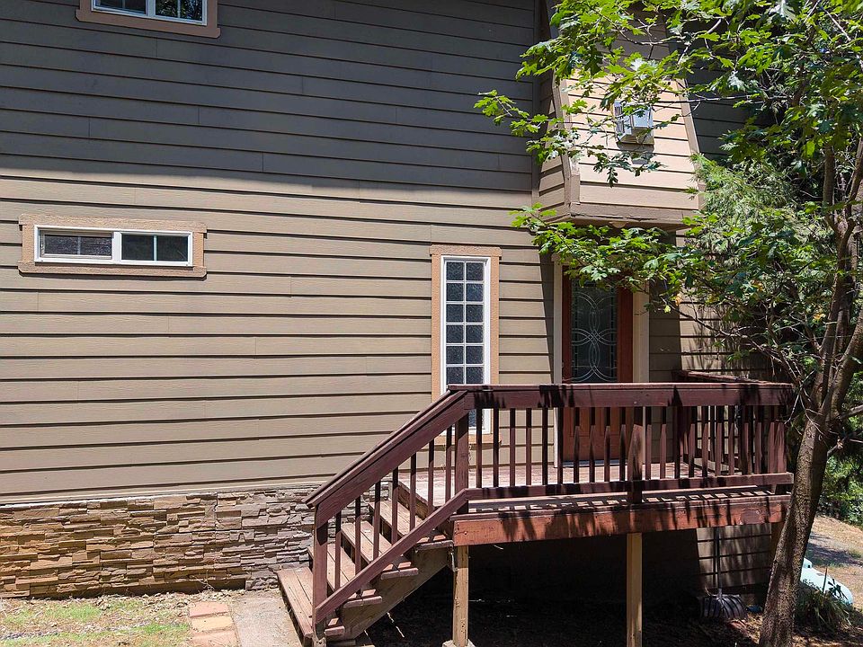 1st image of 22464 N Tuolumne Rd