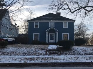 17104 Kenyon Rd, Cleveland, OH 44120