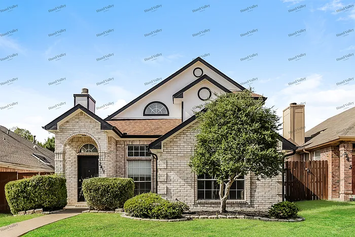 3 bed, 2.5 bath, 1678 sqft, $2,235 — Photo 1