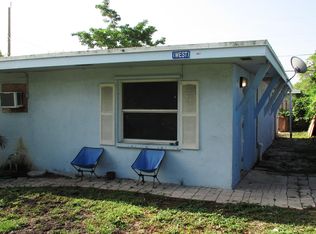 1152 Alto Rd, Lake Worth, FL 33462