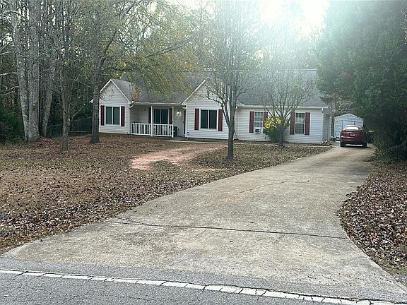 3rd image of 1367 Fairview Rd