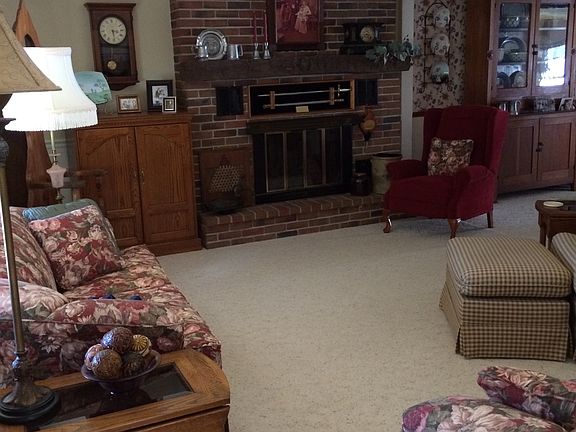 5th image of 1528 Meadow Ave