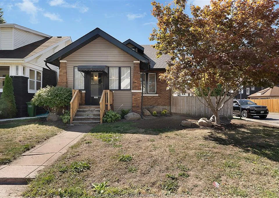 1605 Dougall Ave #UPPER