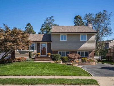 39 Macarthur Ave, Plainview, NY, 11803