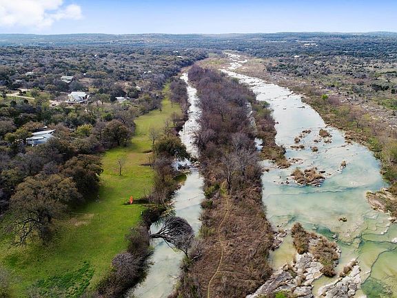 5th image of 1365 Pedernales Hills Rd