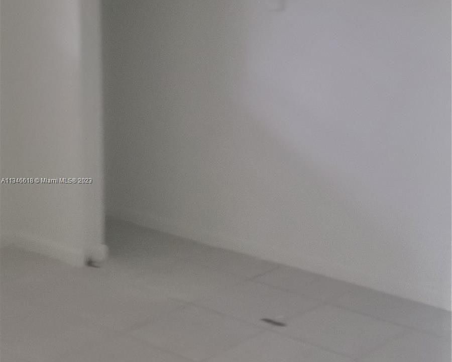 2nd image of 820 SW 29th St #1