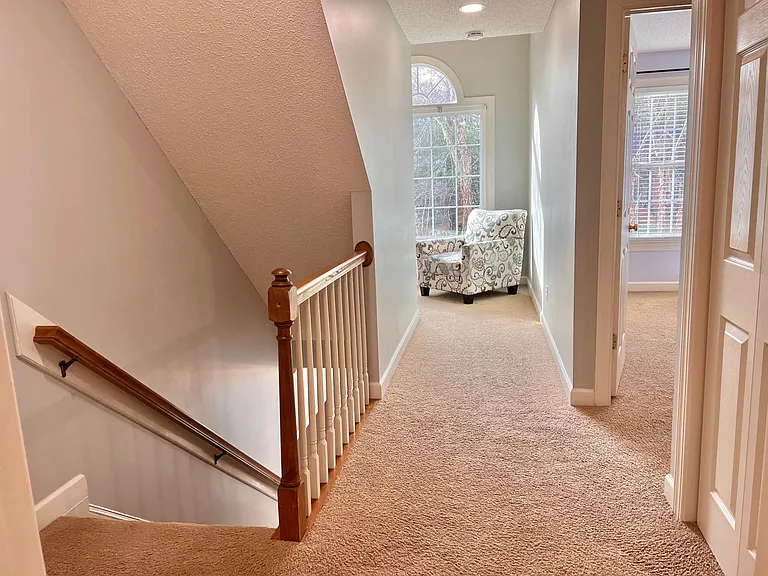 111 Lulworth Ct — Photo 25