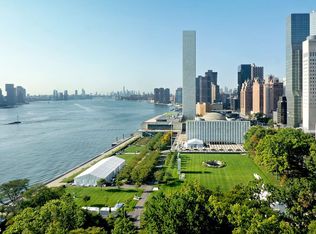 870 United Nations Plz APT 18A, New York, NY