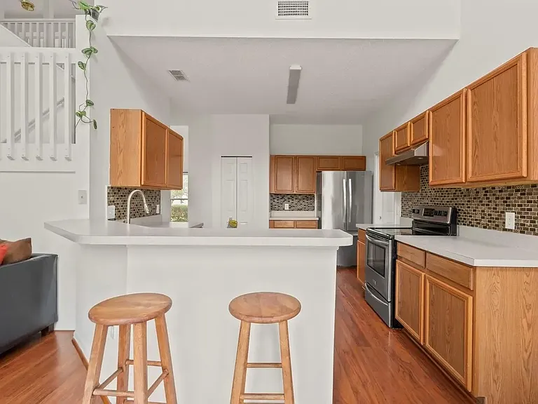 1911 Michigan Ct — Photo 39