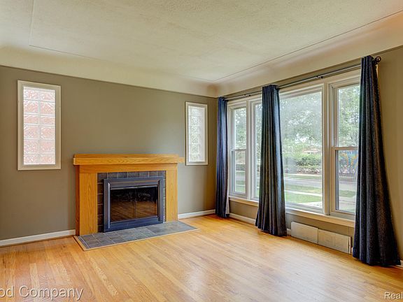 5th image of 1921 McDonald Ave