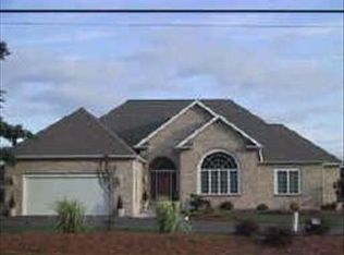 8 Quail Ln, Rochester, NY 14624