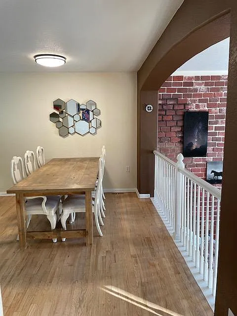 2 bed, 1459 sqft, $2,450 — Photo 4