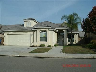 2nd image of 2898 E Emerald Ave