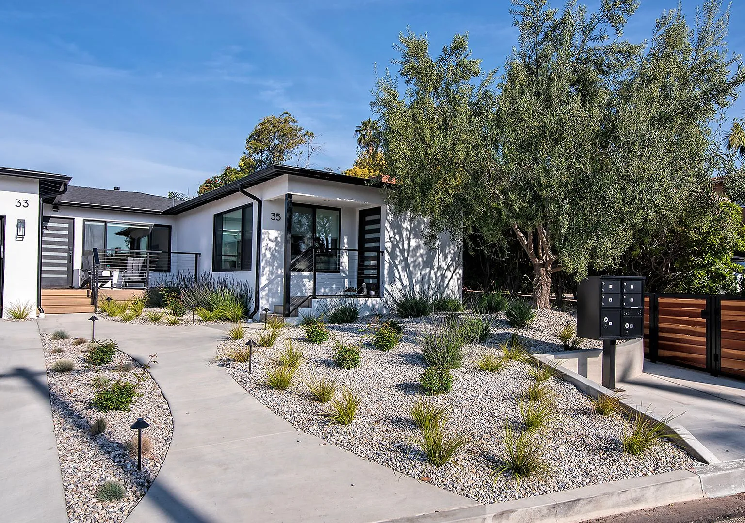 2 bed, $3,000 — Photo 2