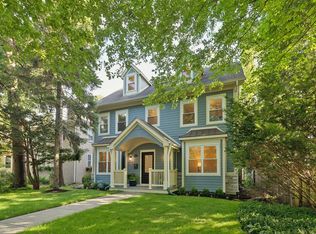 2412 Noyes St, Evanston, IL 60201
