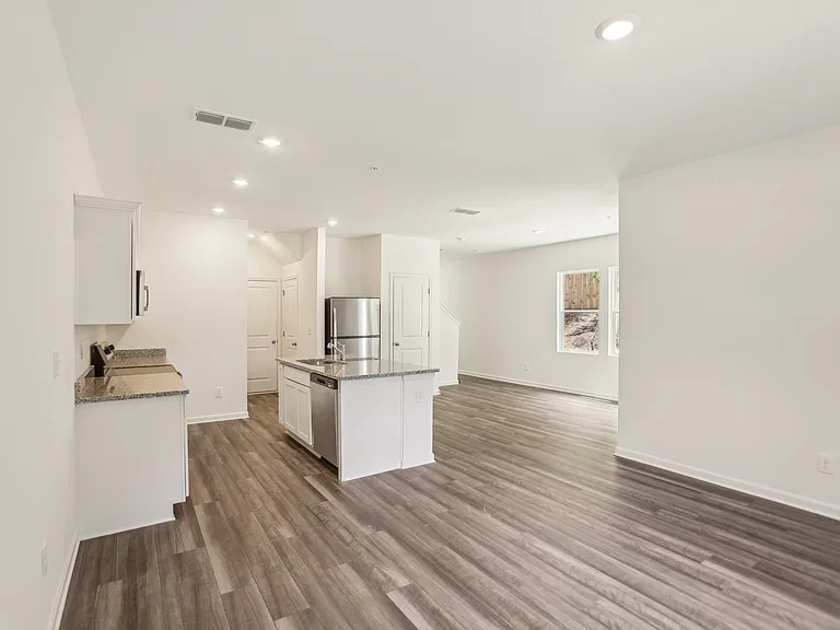 2579 Grey Hawk Dr — Photo 6