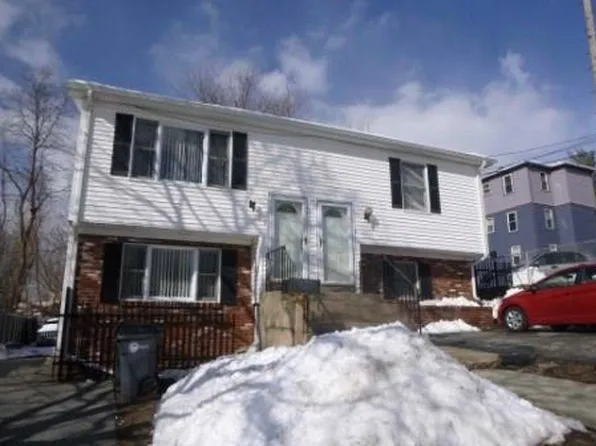 11 Hagan St, Providence, RI 02904