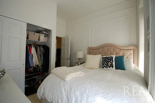 Rented by REAL New York | media 8