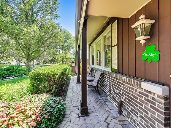3rd image of 3453 River Falls Dr