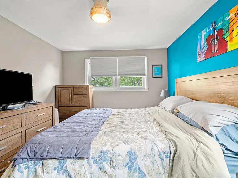 8819 N Wisner St #2 — Photo 14