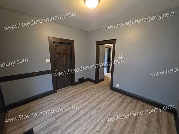 2nd image of 4854 Tod Ave