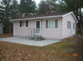 2266 S Green Dr, Au Gres, MI 48703