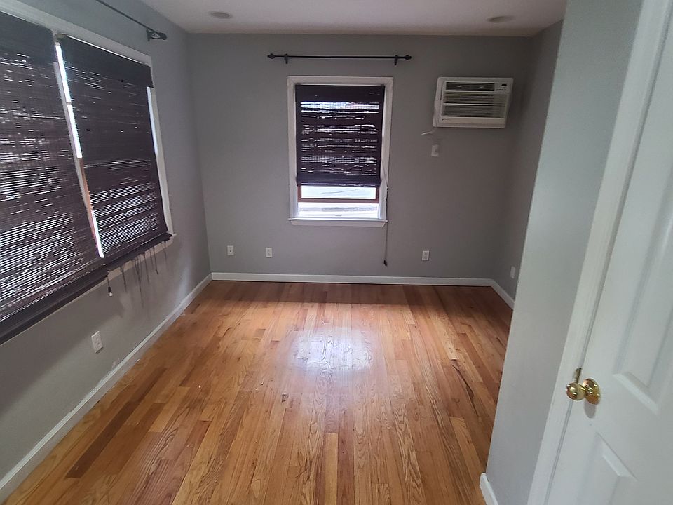 2nd image of 1913 Kennedy Blvd #2B
