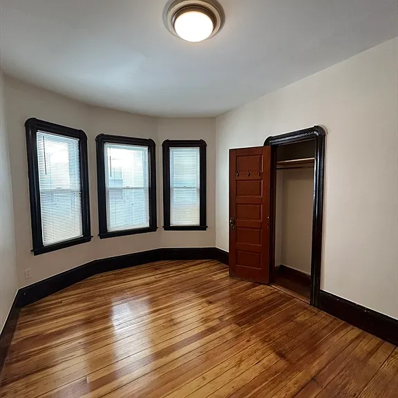 345 Earle St #2 — Photo 9
