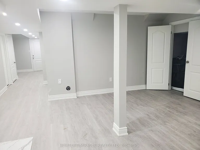 18 Bachelor St — Photo 5