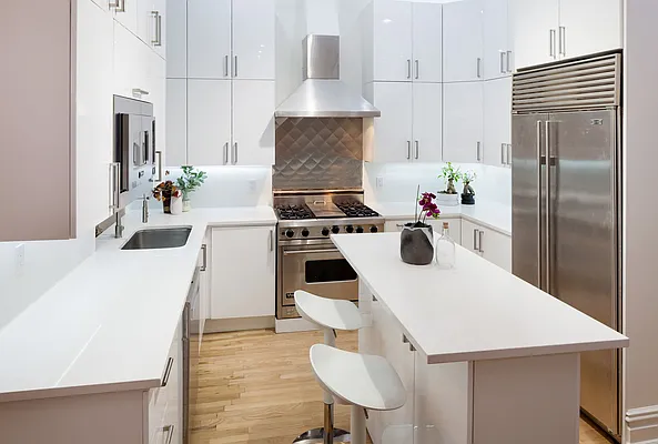 Rented by Brown Harris Stevens | media 12