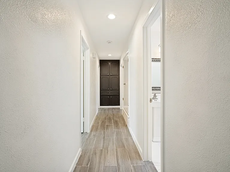 6355 Starnes Rd — Photo 9
