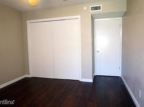 3rd image of 310 Valley Park Dr