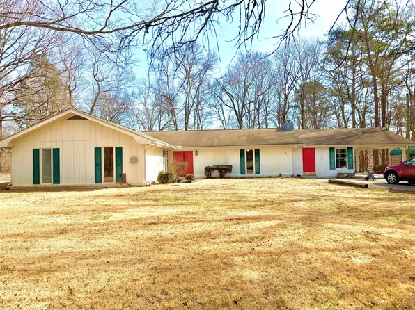 1015 Long Mill Rd, Athens, TN 37303