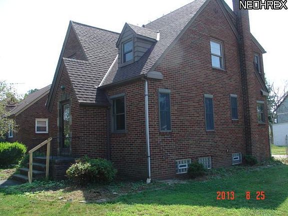 2nd image of 18910 Locherie Ave
