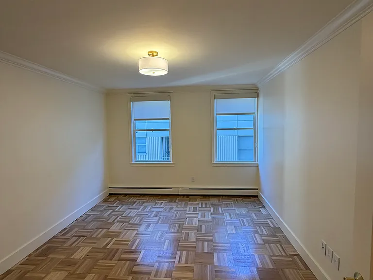 1310 Jones Street — Photo 18