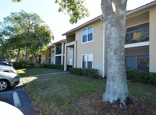 4041 Crockers Lake Blvd #13, Sarasota, FL 34238
