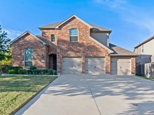 9501 Peat Ct, Fort Worth, TX 76244