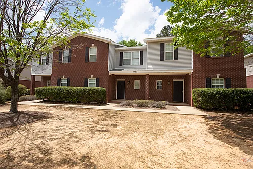 1432 S Donahue Dr Photo 1