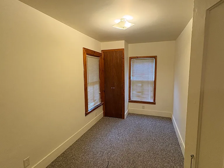 35-37 Oak St — Photo 5