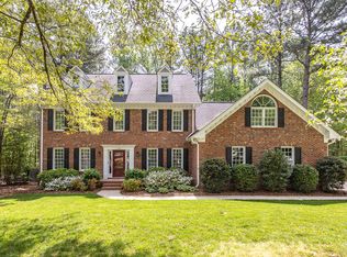 412 Grosvenor Dr, Raleigh, NC 27615